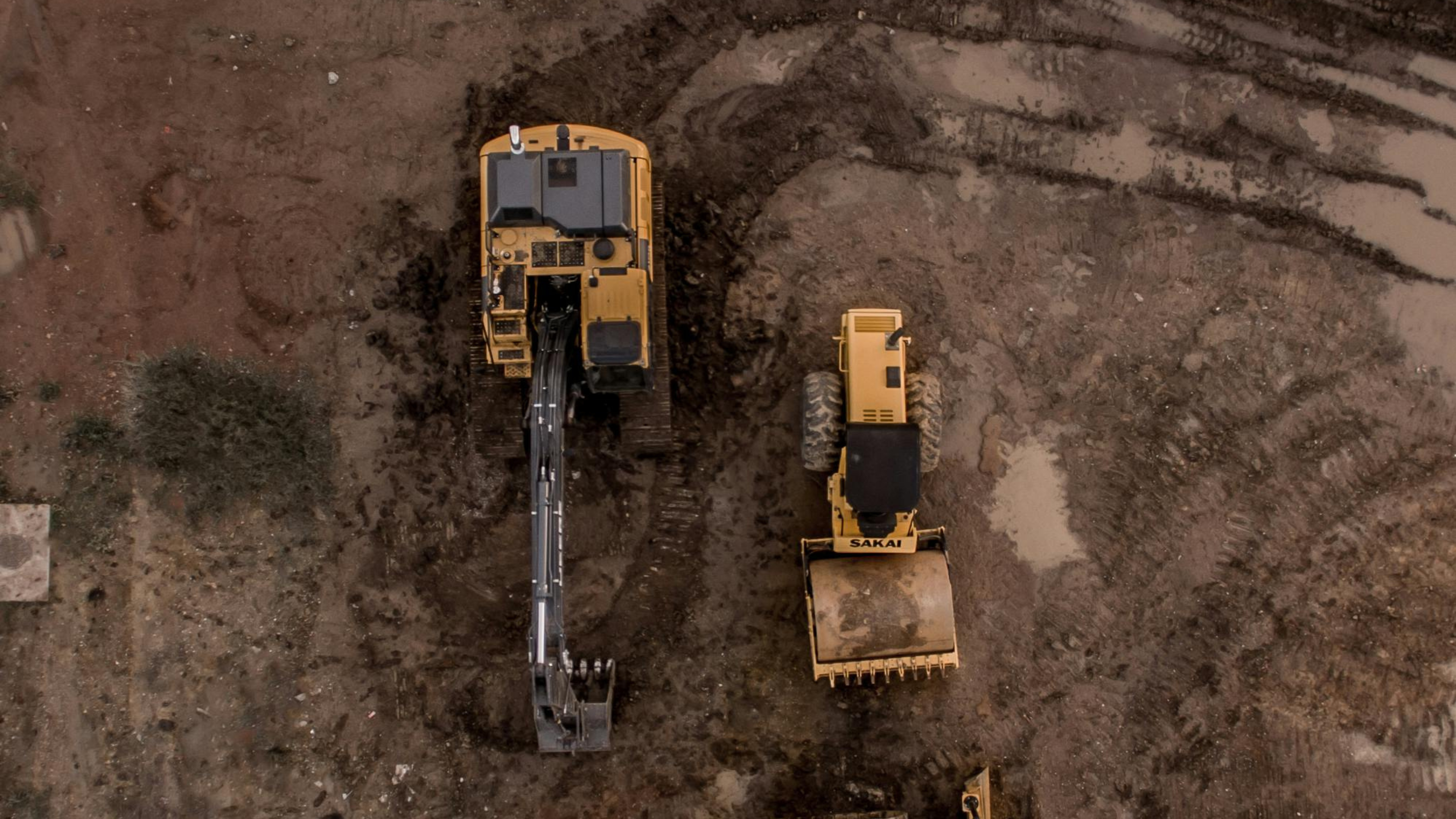 Beige Grau Typografisch Einfach Minimalistisch Collage Daily Vlog Youtube Thumbnail-3